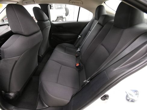 Used 2022 Toyota Corolla LE image 27