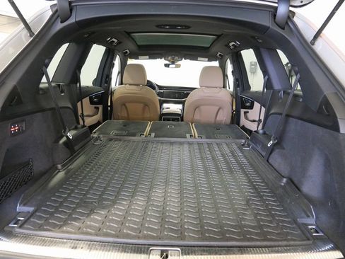 Used 2022 Audi Q7 3.0T Premium Plus image 28
