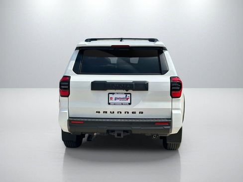 Used 2025 Toyota 4Runner SR5 RWD image 6