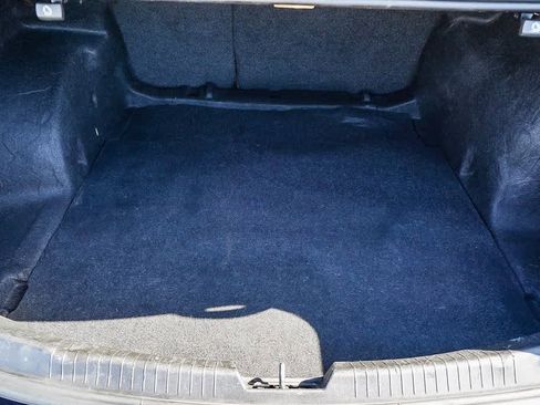 Used 2021 Chevrolet Malibu LT image 28