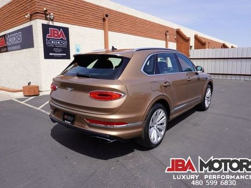 Used 2021 Bentley Bentayga image 74