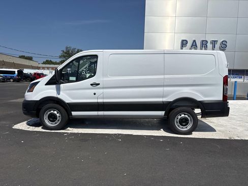 New 2026 Ford Transit 250 Low Roof w/ Load Area Protection Package RWD image 6