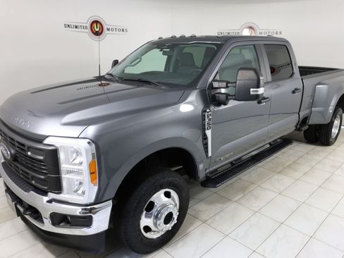 Used 2023 Ford F350 XL w/ 360-Degree Camera Package AWD/4WD image 35