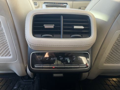 Used 2021 Mercedes-Benz GLS 580 4MATIC image 25