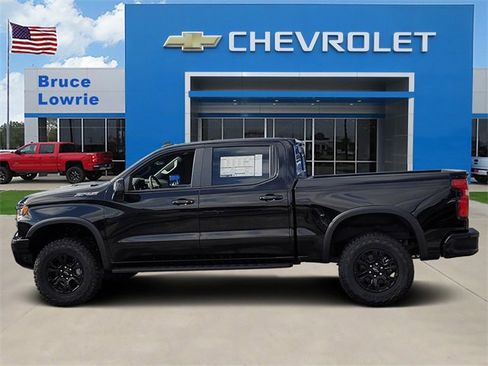 New 2026 Chevrolet Silverado 1500 ZR2 image 2