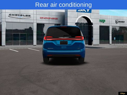 New 2026 Chrysler Pacifica Select image 7