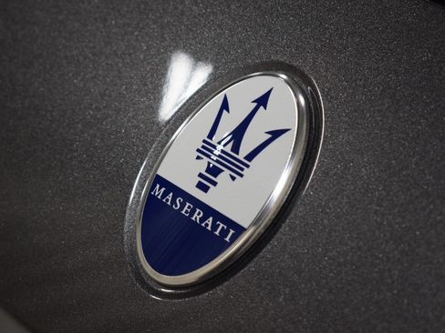 Certified 2024 Maserati Grecale Modena AWD/4WD image 3