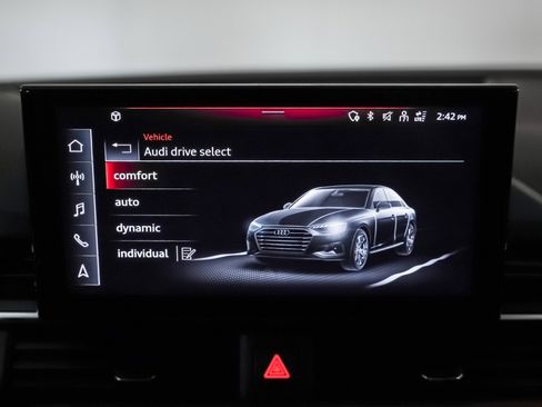 Used 2023 Audi A4 2.0T Premium w/ Convenience Package image 20