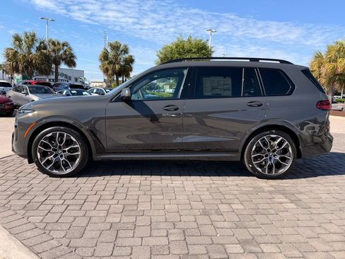 New 2027 BMW X7 xDrive40i w/ M Sport Package AWD/4WD image 12
