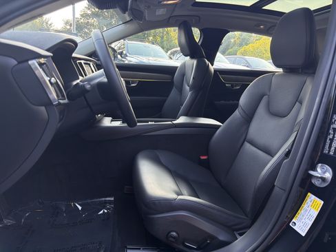 Certified 2023 Volvo S90 B6 Plus AWD/4WD image 16