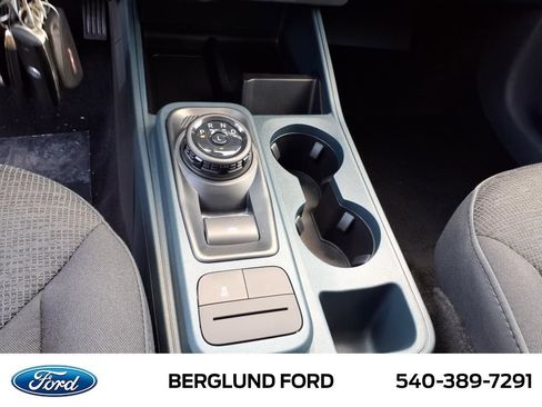 New 2025 Ford Maverick XL image 18