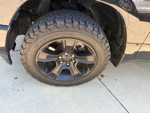Used 2020 RAM 1500 Big Horn AWD/4WD image 7