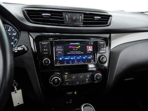 Used 2019 Nissan Rogue Sport S FWD image 23