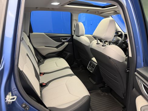 Used 2020 Subaru Forester Premium w/ Popular Package #1 AWD/4WD image 27