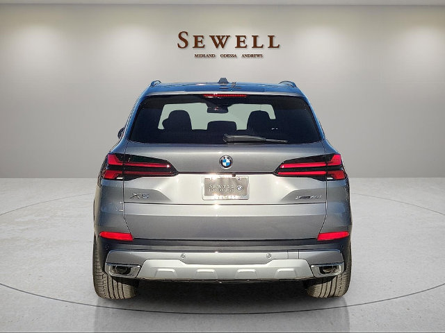 Used 2026 BMW X5 xDrive40i w/ Climate Comfort Package AWD/4WD image 4