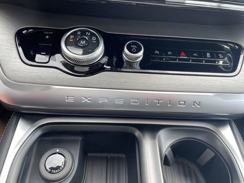 New 2026 Ford Expedition Max Platinum AWD/4WD image 29