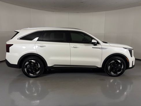 New 2026 Kia Sorento EX image 9