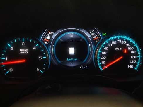 Used 2019 GMC Yukon Denali w/ Denali Ultimate Package AWD/4WD image 23