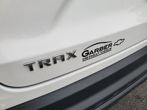 New 2026 Chevrolet Trax LS w/ LS Convenience Package FWD image 28