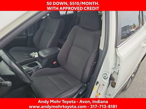 Used 2018 Toyota RAV4 XLE FWD image 10