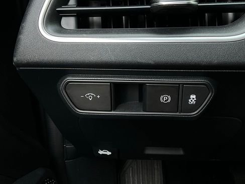 Used 2025 Kia K4 LXS image 21