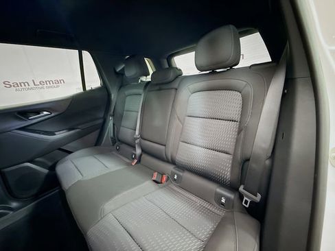 New 2026 Chevrolet Equinox LT image 25