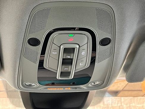 Used 2019 Audi e-tron Premium Plus AWD/4WD image 37