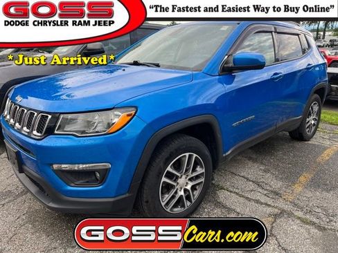 Used 2018 Jeep Compass Latitude w/ Cold Weather Group AWD/4WD image 1