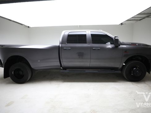 Used 2025 RAM 3500 Tradesman AWD/4WD image 6