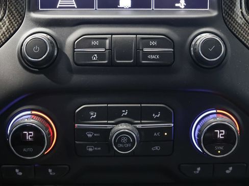 Used 2020 Chevrolet Silverado 1500 RST w/ All-Star Edition image 16