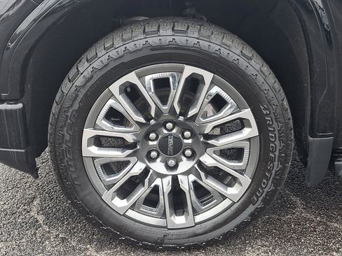 Used 2024 GMC Sierra 1500 Denali Ultimate image 10