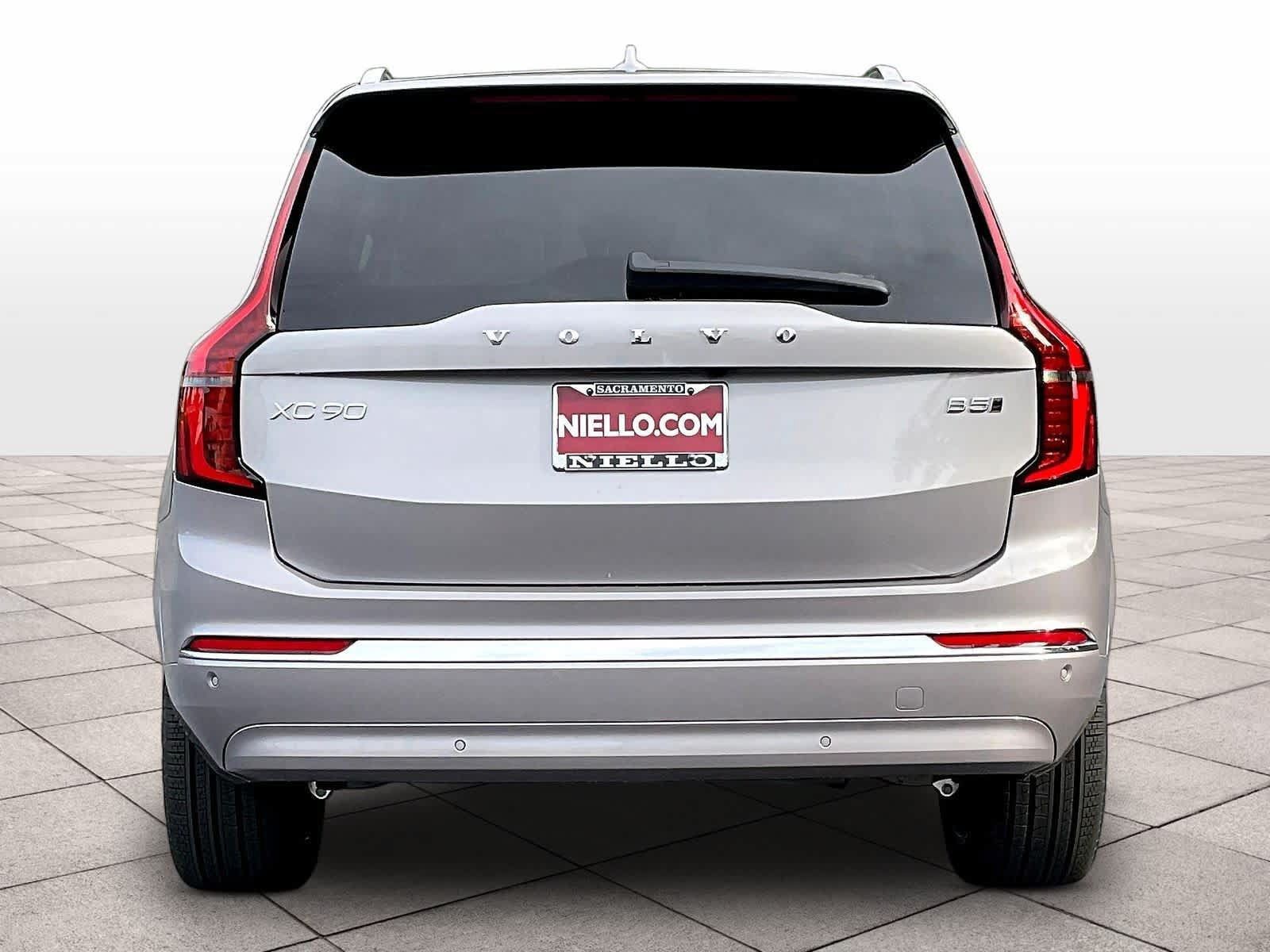 New 2026 Volvo XC90 B5 Plus w/ Protection Package AWD/4WD image 6