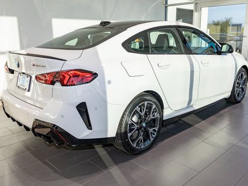 Used 2026 BMW M235i xDrive w/ Technology Package AWD/4WD image 5