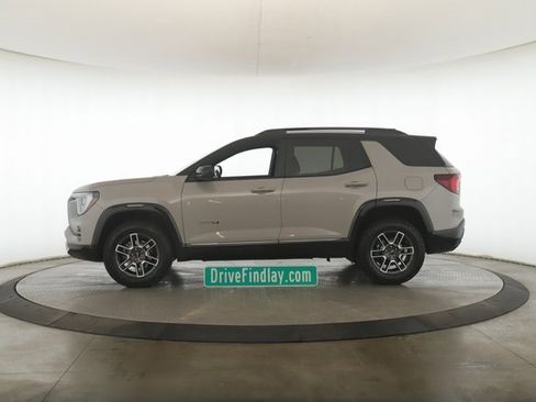 Used 2026 GMC Terrain AT4 image 9