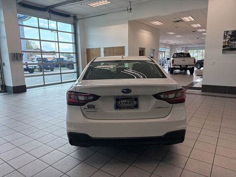 Used 2025 Subaru Legacy Premium AWD/4WD image 16