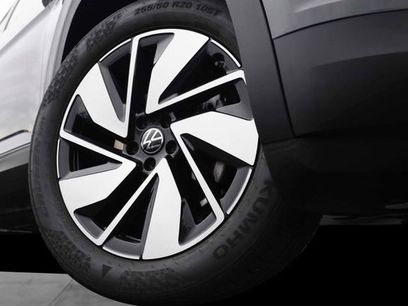 New 2026 Volkswagen Atlas SE