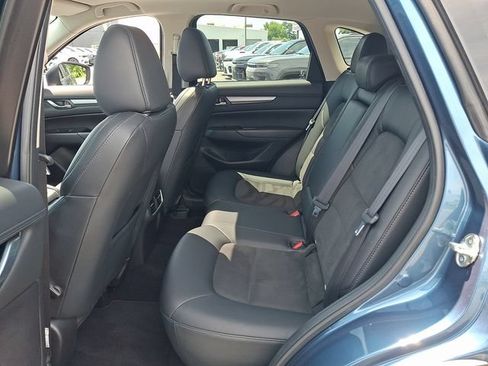 Used 2018 MAZDA CX-5 Touring w/ Preferred Equipment Package AWD/4WD image 10