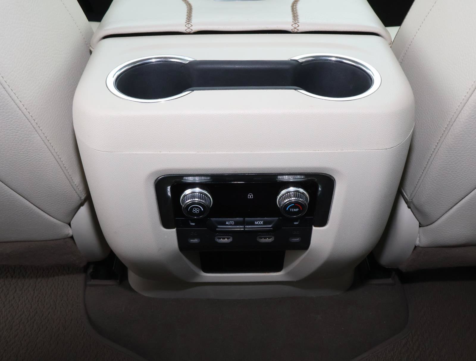 Used 2023 GMC Yukon Denali w/ Max Trailering Package RWD image 15