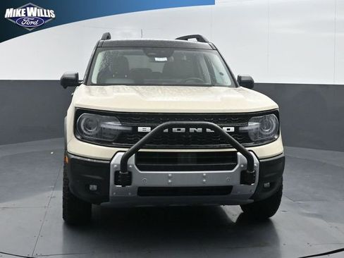 New 2025 Ford Bronco Sport Badlands w/ Sasquatch Badlands Package image 2