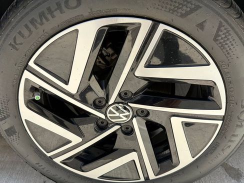 Used 2024 Volkswagen Jetta SEL FWD image 11