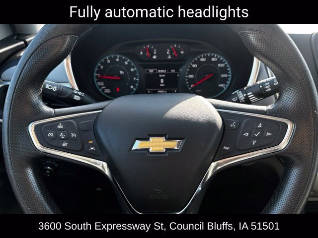 Used 2021 Chevrolet Equinox LS w/ LS Convenience Package AWD/4WD image 22