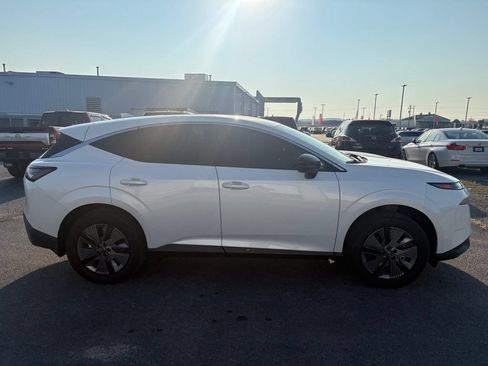 Used 2025 Nissan Murano SL w/ Cargo Package AWD/4WD image 4