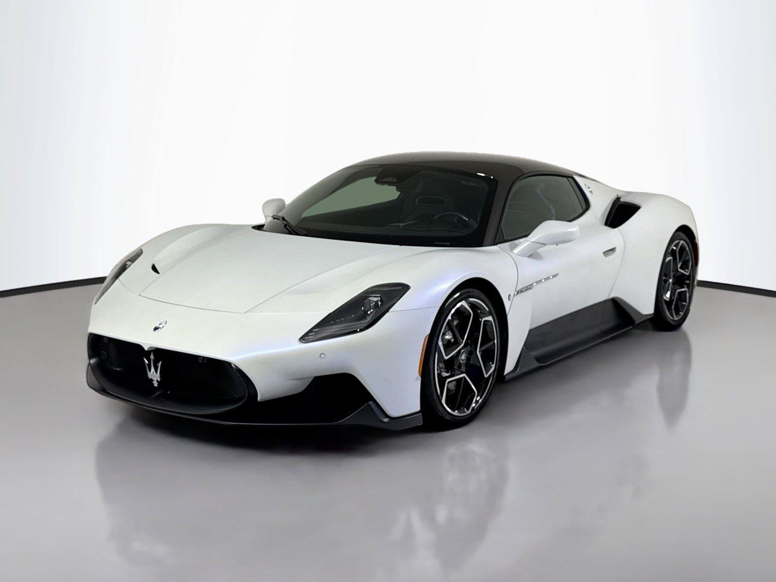 Used 2023 Maserati MC20 Coupe RWD image 9