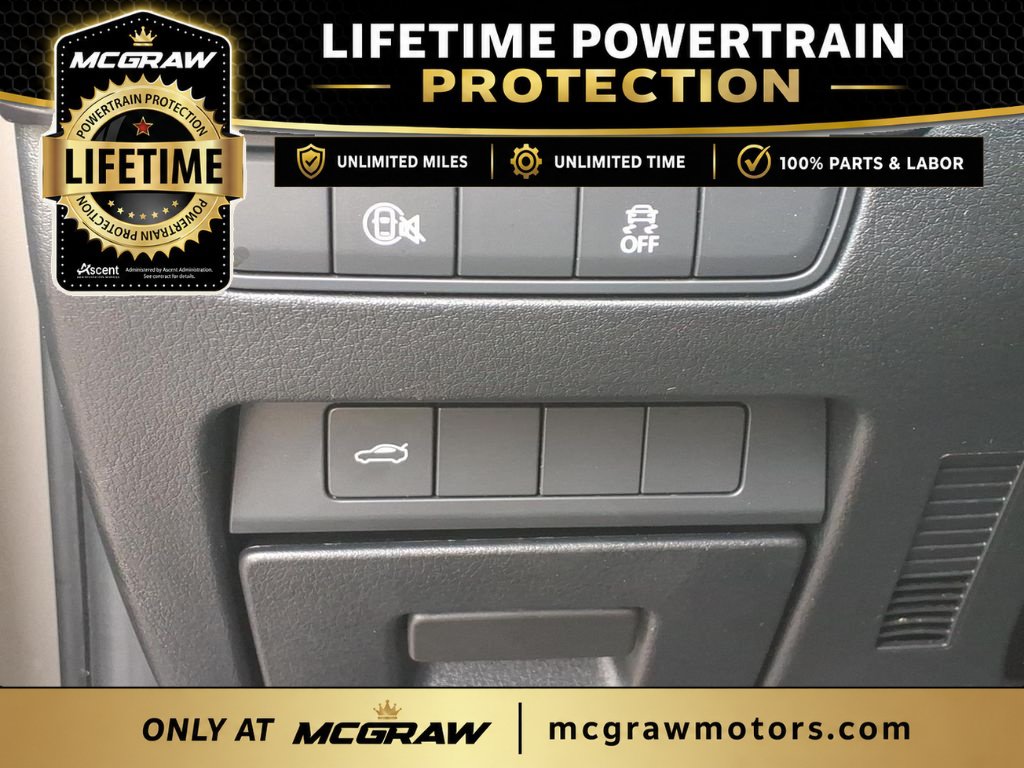Used 2024 MAZDA MAZDA3 s FWD image 21