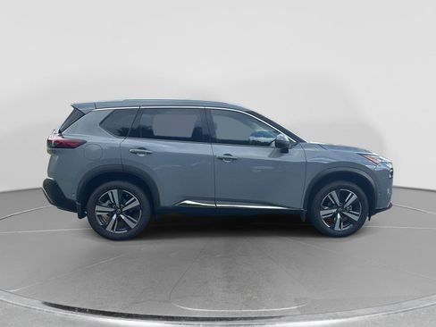 Used 2023 Nissan Rogue SL FWD image 6