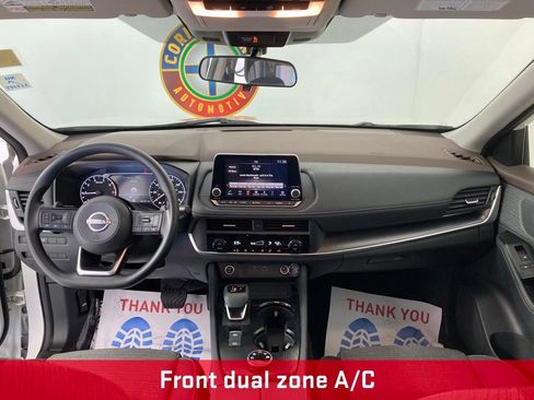 Used 2023 Nissan Rogue SV image 7