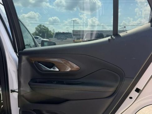 Used 2018 GMC Terrain SLE FWD image 23