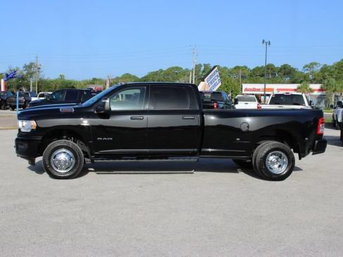 Used 2024 RAM 3500 Big Horn AWD/4WD image 6