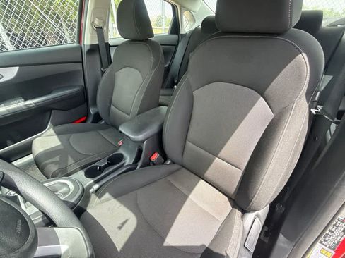 Used 2024 Kia Forte LXS FWD image 21