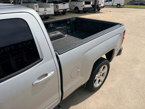Used 2016 Chevrolet Silverado 1500 LT w/ Texas Edition RWD image 10
